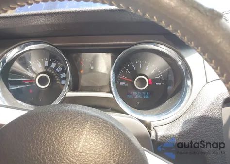 2014 Ford Mustang V6 z USA, uszkodzony, nr VIN 1ZVBP8AM0E5218869